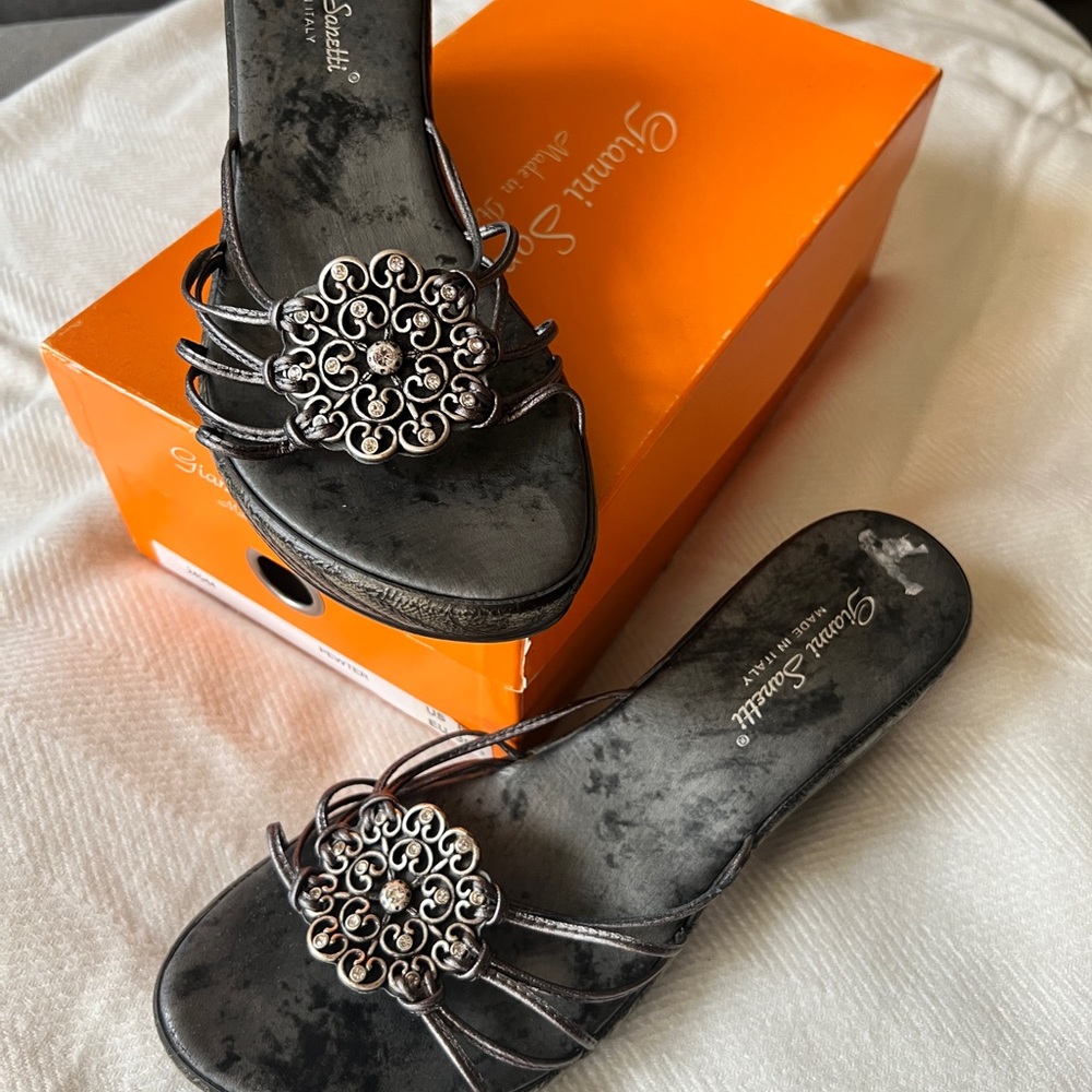 Brand New, Never Worn - Gianni Sanetti Sandals - Pewter, Size 8 1/2